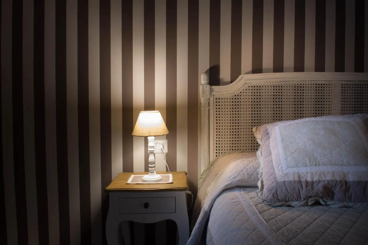 Bed & Breakfast Rooms In San Domenico Maggiore 3 Naples