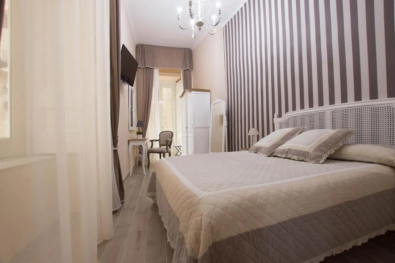 Bed & Breakfast Rooms In San Domenico Maggiore 3 Naples