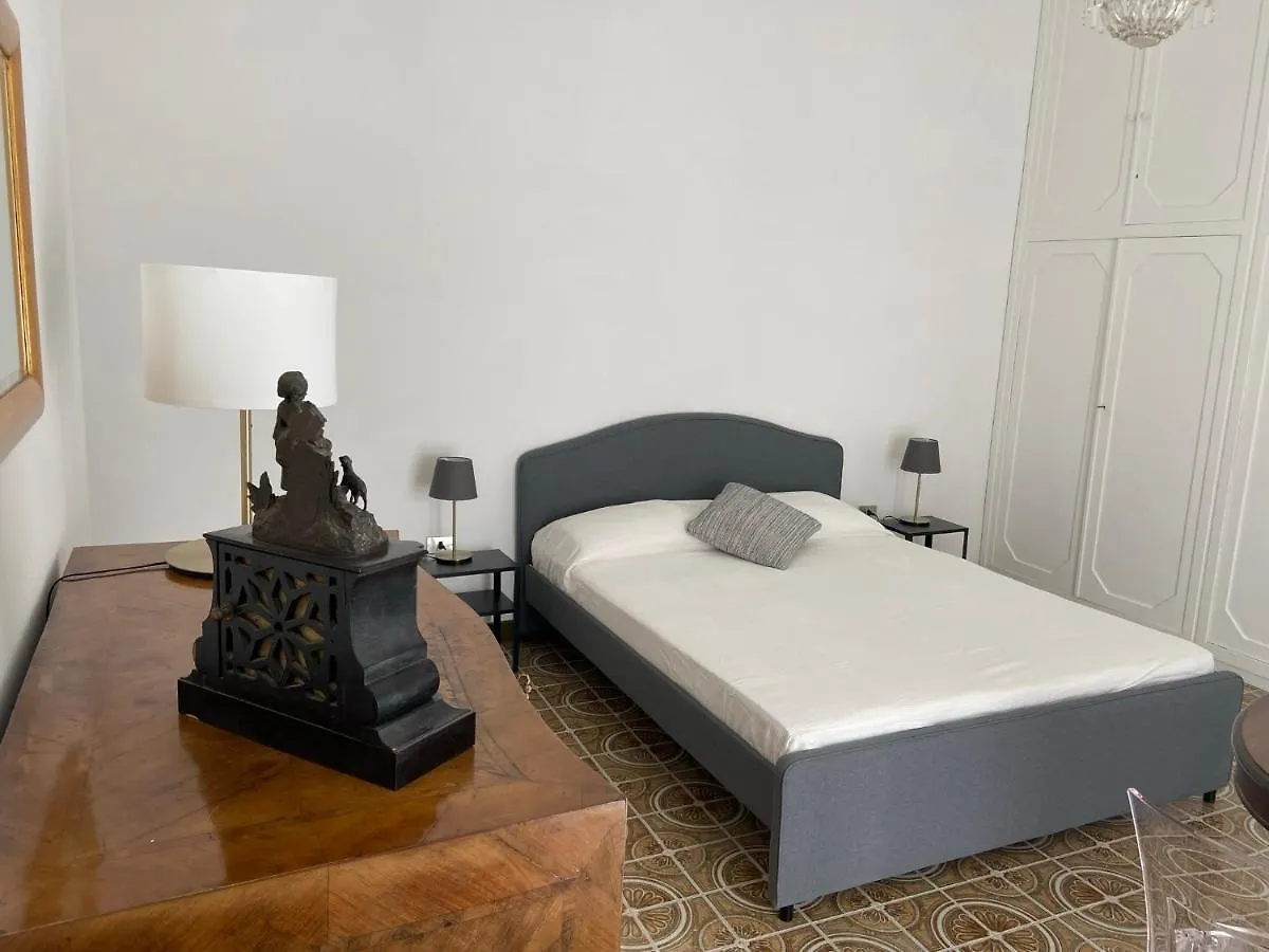Bed & Breakfast Rooms In San Domenico Maggiore 3 Naples Italy