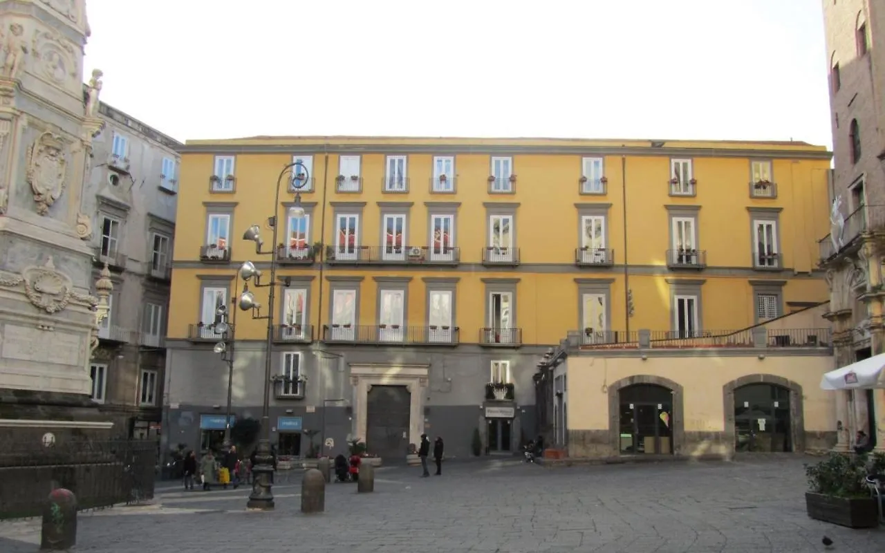 Rooms In San Domenico Maggiore 3 Naples