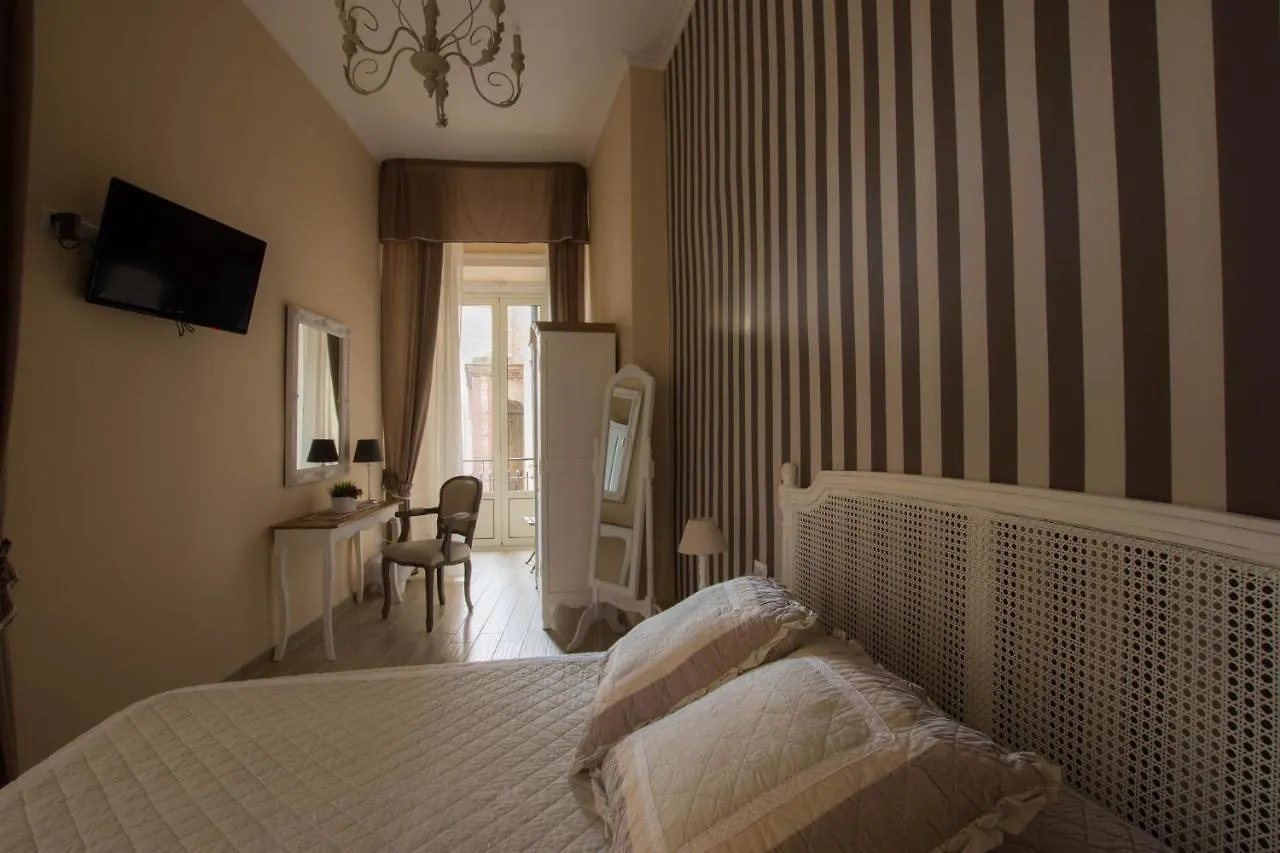 Rooms In San Domenico Maggiore 3 那不勒斯