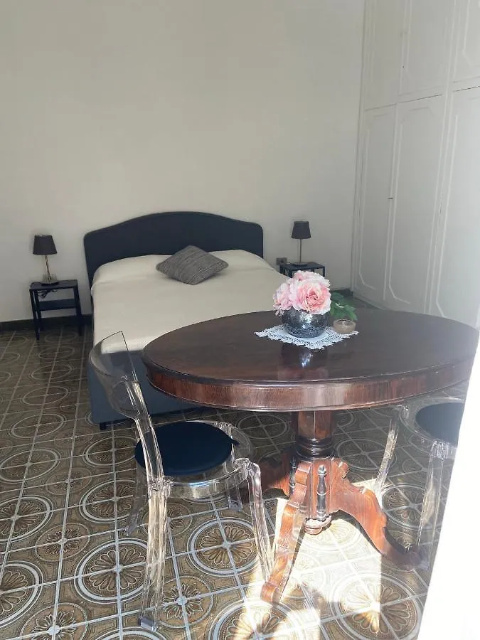 Rooms In San Domenico Maggiore 3 那不勒斯 0*,  意大利