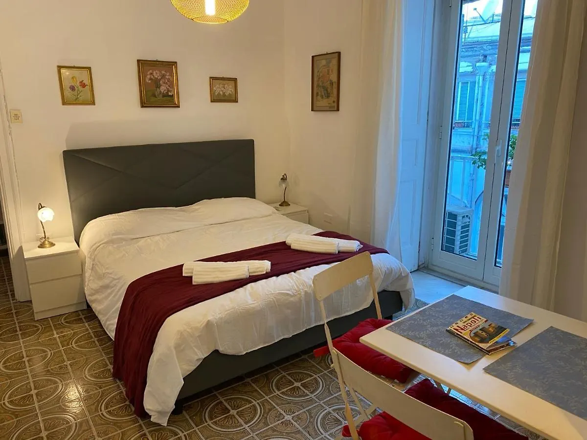 Bed & Breakfast Rooms in San Domenico Maggiore 3 Napoli