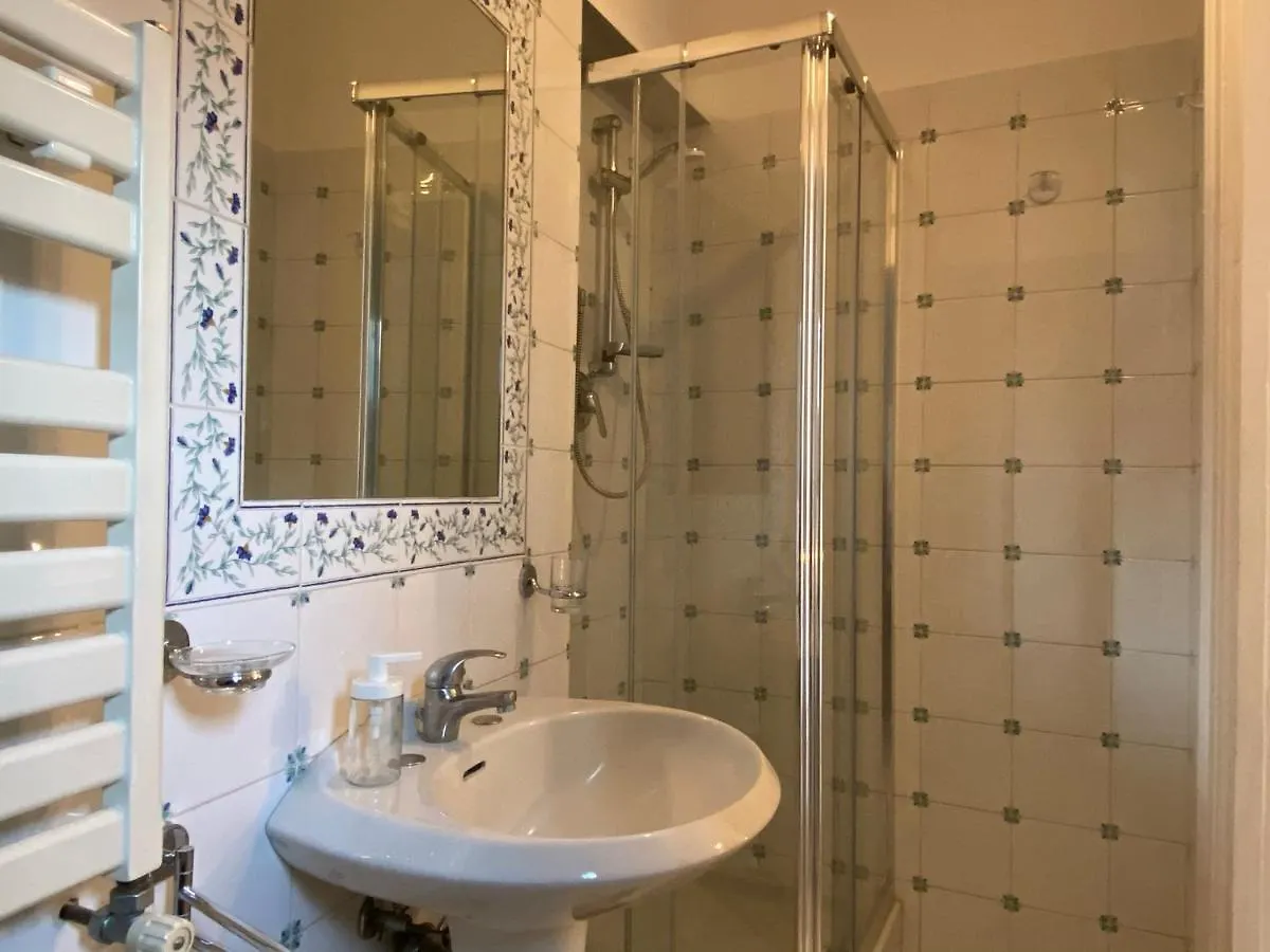 住宿加早餐酒店 Rooms In San Domenico Maggiore 3 那不勒斯