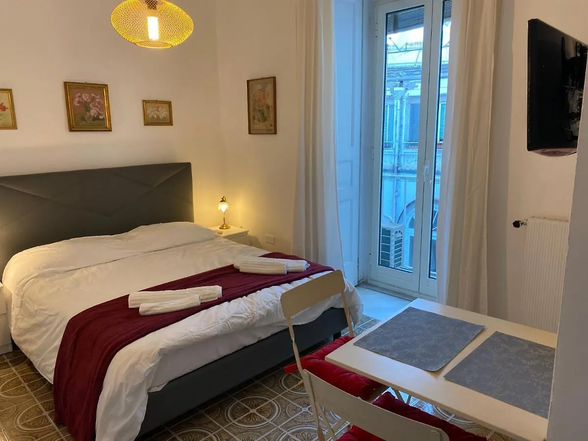 Rooms In San Domenico Maggiore 3 那不勒斯